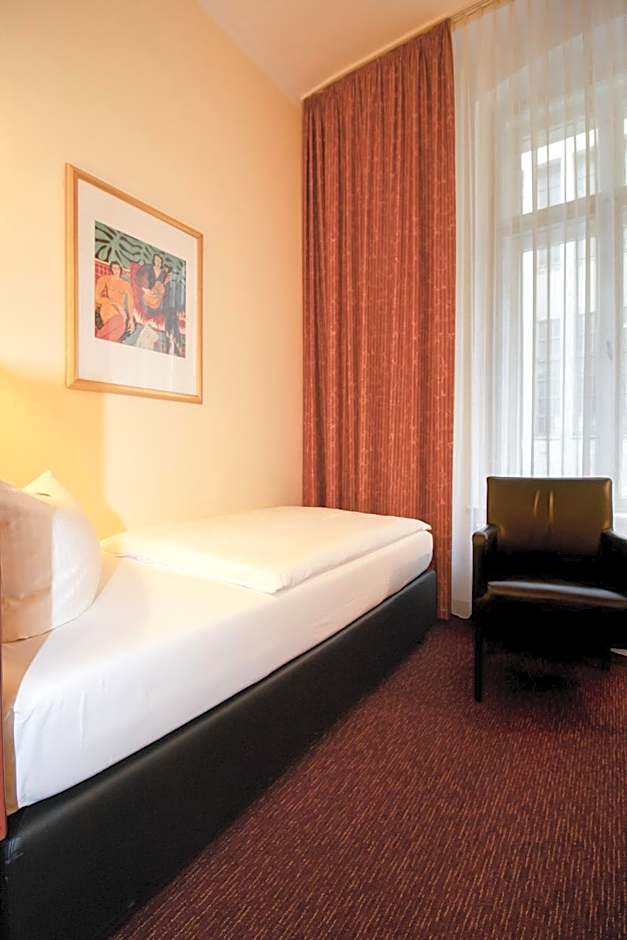 Akzent Hotel Am Goldenen Strauss