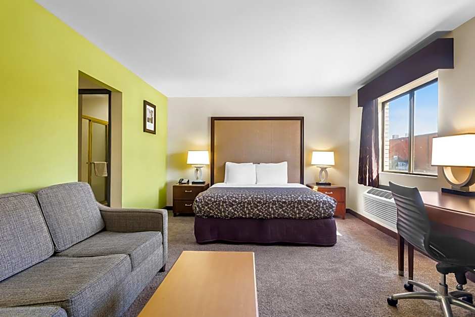 Travel Inn and Suites