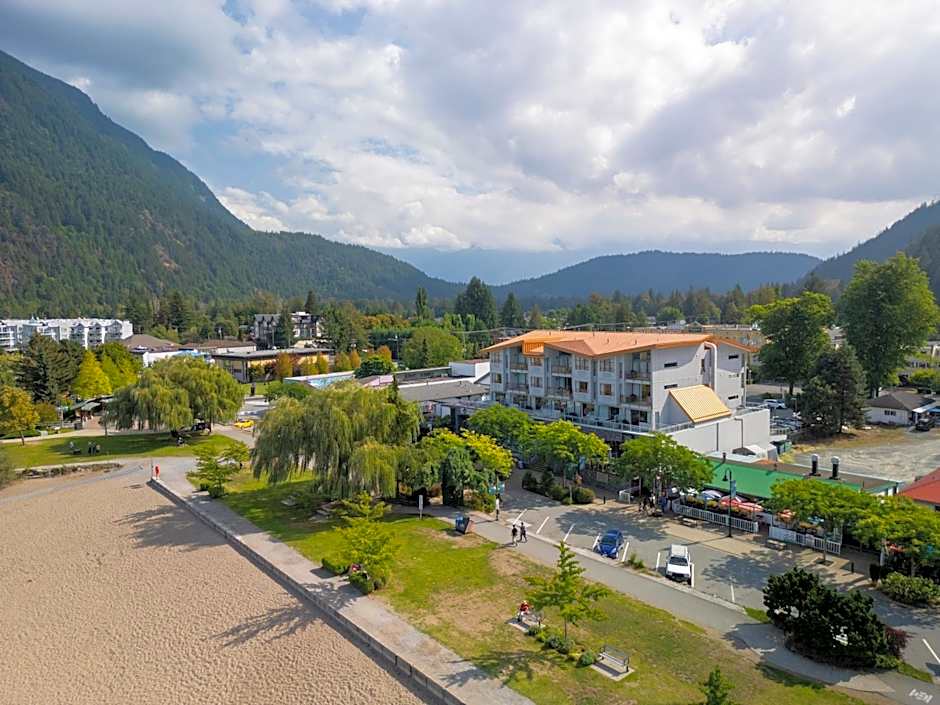 Harrison Beach Hotel