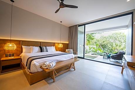 Suite with Private Pool