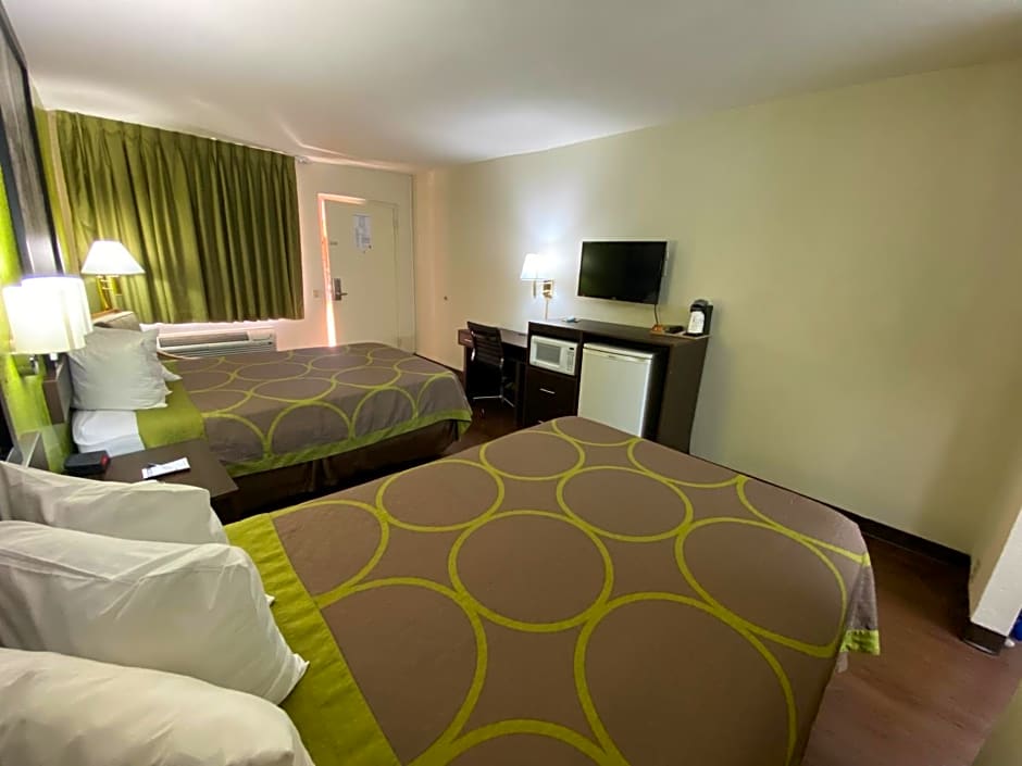 Super 8 by Wyndham El Paso Airport