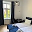 IRIS Aparthotel