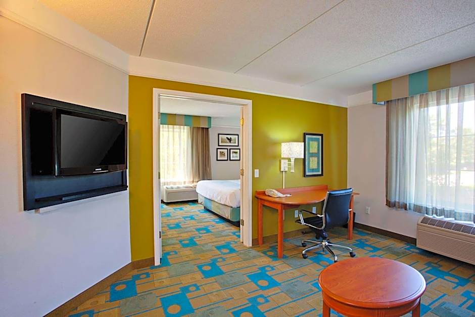 La Quinta Inn & Suites by Wyndham Winston-Salem
