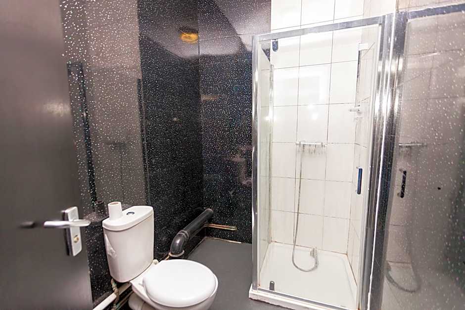 Budget Hostel