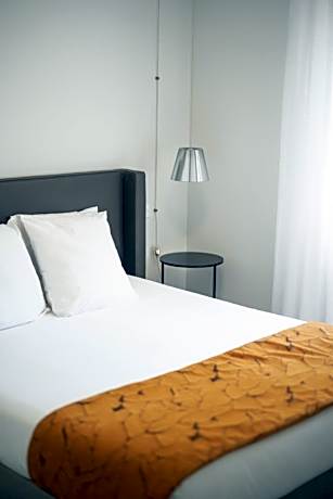 Two-Bedroom Deluxe Apartment