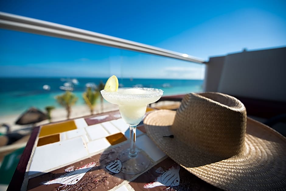 Hacienda Morelos Beachfront Hotel