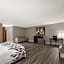 Red Roof Inn & Suites Vineland - Buena