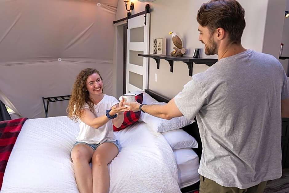 Gravity Luxury Domes