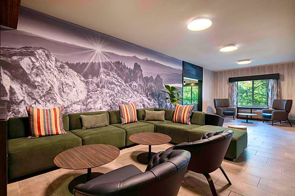The Newberry Hotel Bend, Tapestry Collection by Hilton