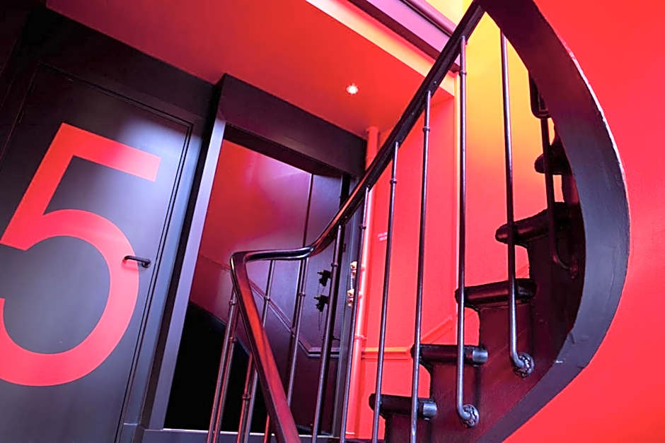 First Hotel Paris Tour Eiffel