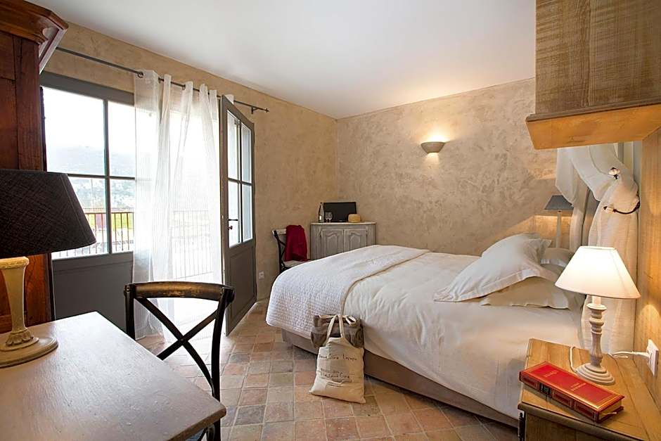 Hôtel Le Saint Cirq