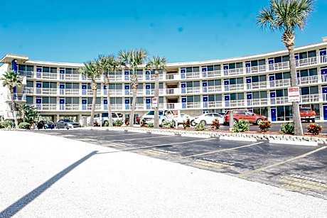 Outrigger Beach Club Resort