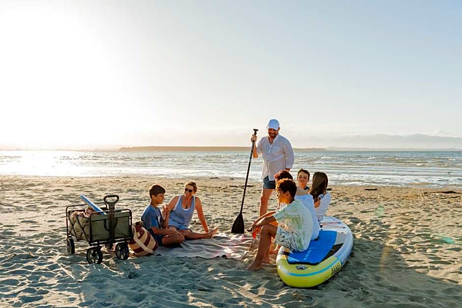 Tāhuna Beach Holiday Park