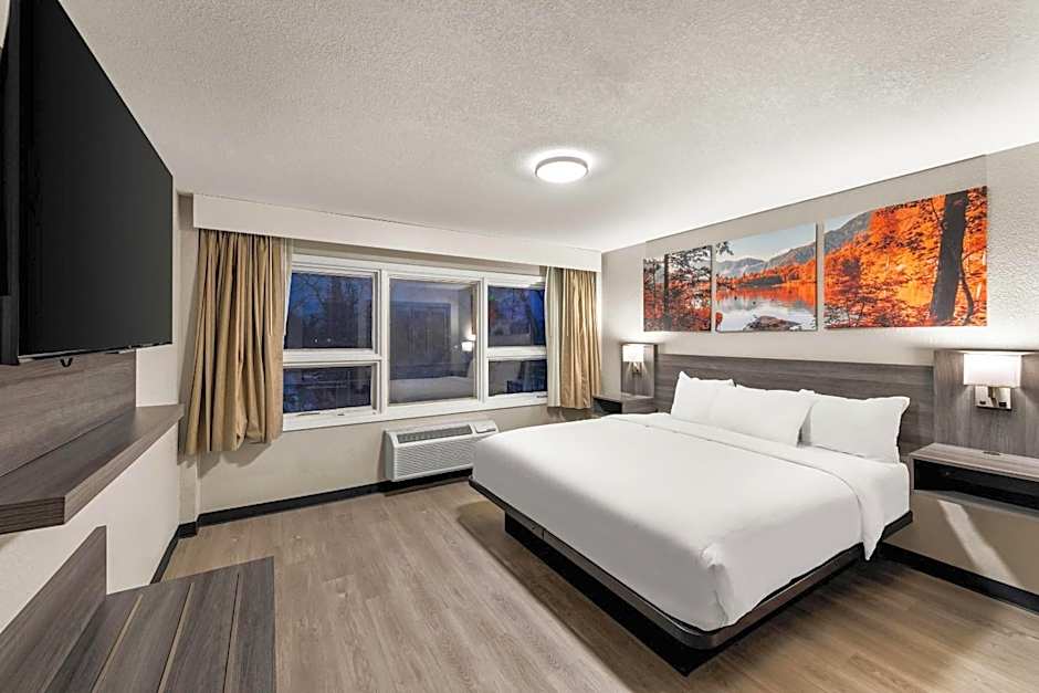 Clarion Pointe Rhinelander Downtown