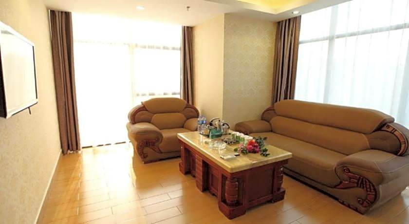 GreenTree Inn GuangDong HuiZhou South Railway Station DanShui RenMin Road Business Hotel