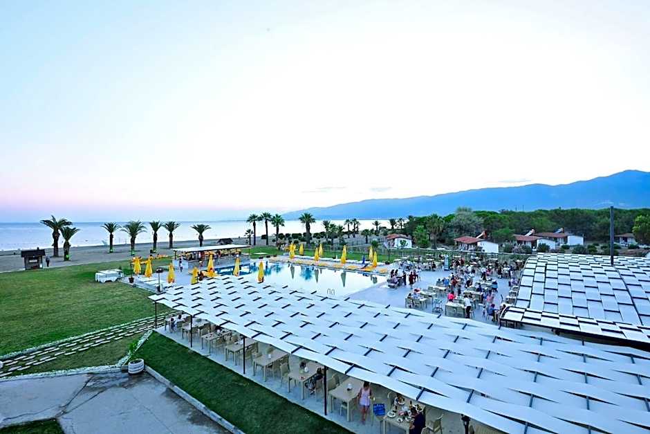 Afytos Akcay Tatil Koyu