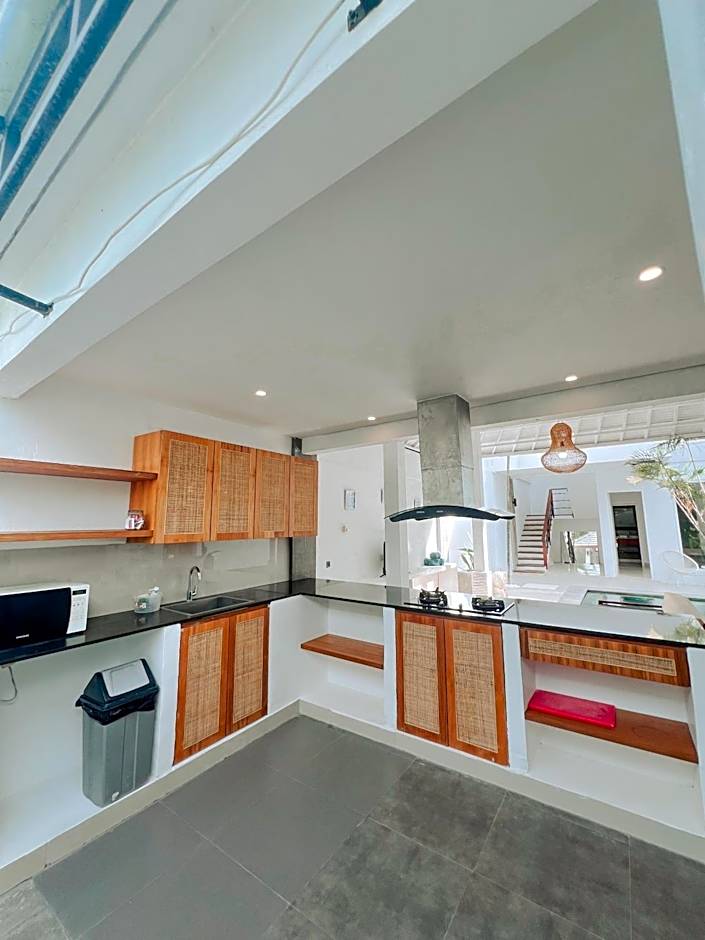 Apple Villas & Apartments, close to Canggu & Seminyak