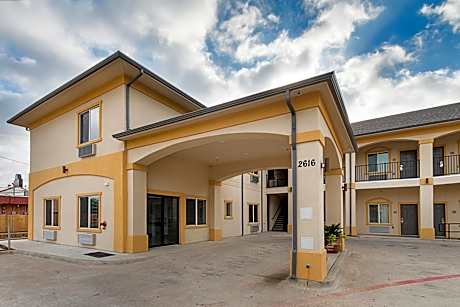 Scottish Inns & Suites