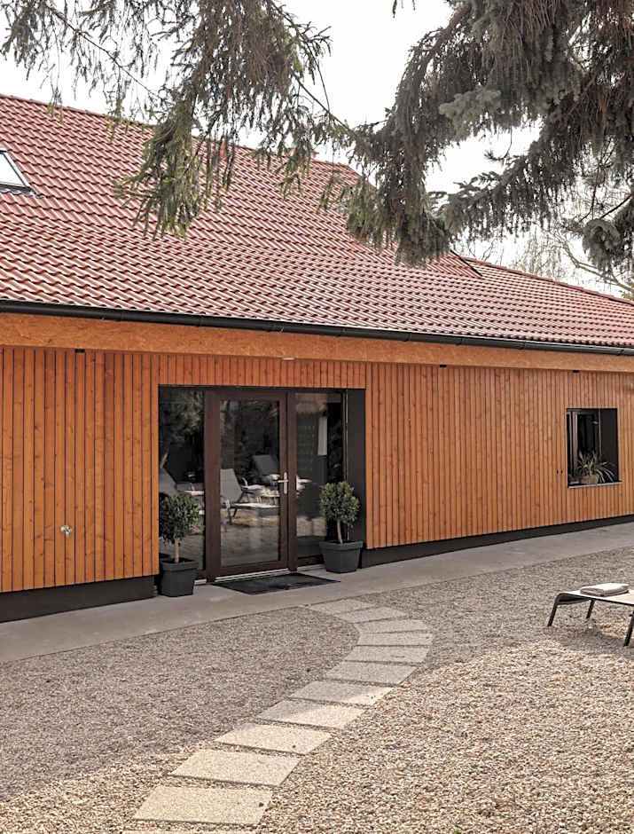 Golden Golem hotel & Spa