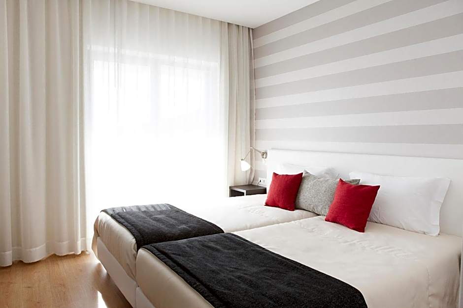 Photo 1 of 5 of Deluxe 2 Beds