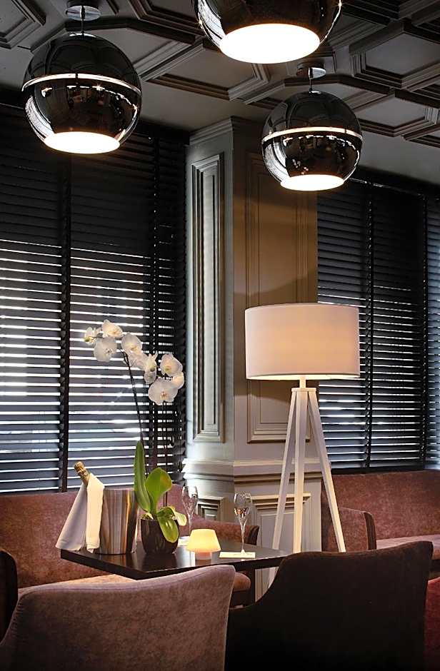 Hotel le Cinq Hyper - Centre