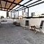 L202 Studio Apt AC Panoramic Rooftop views