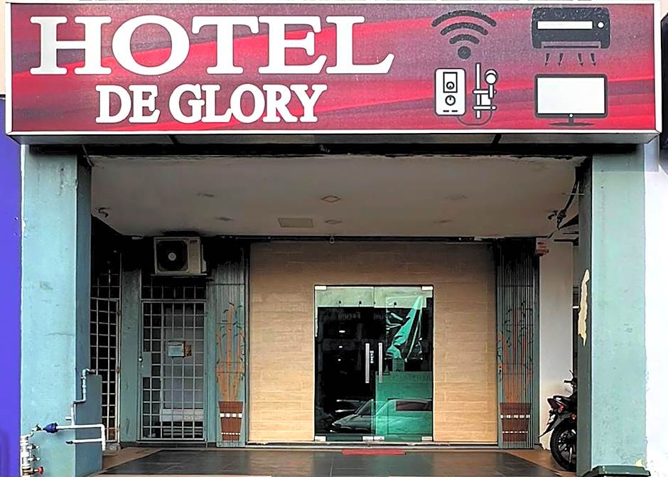 DE GLORY HOTEL USJ 21