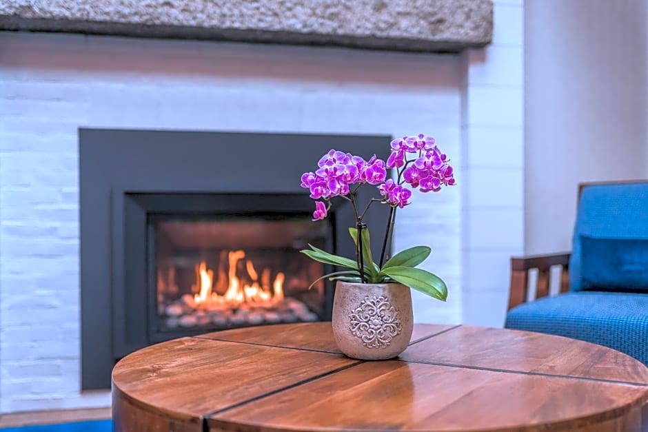 Rockport Inn and Suites