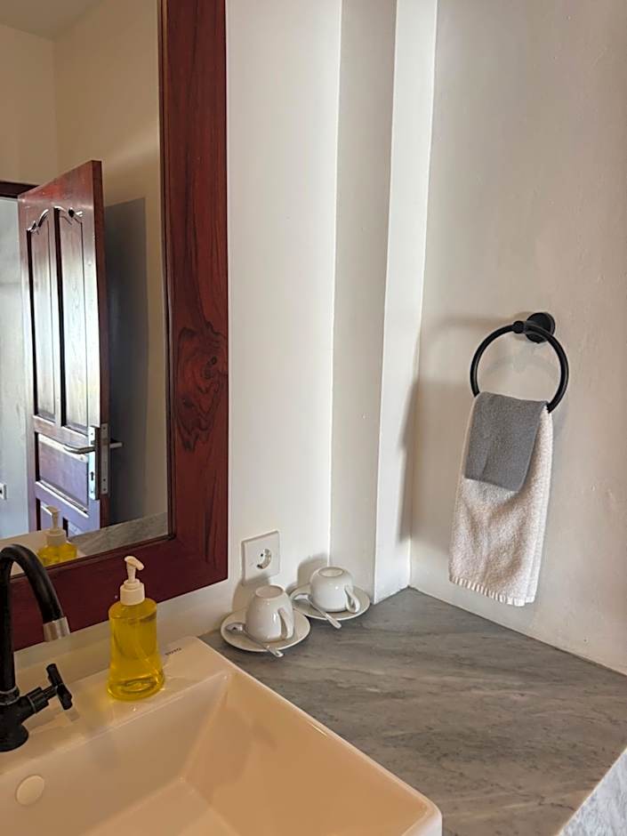 Uluwatu Stay's Deluxe Room #8
