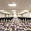La Quinta Inn & Suites by Wyndham Cincinnati Sharonville