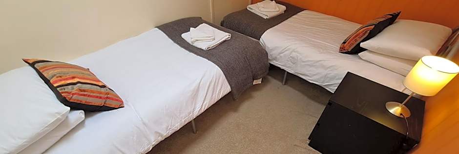 The Lamb and Flag Inn