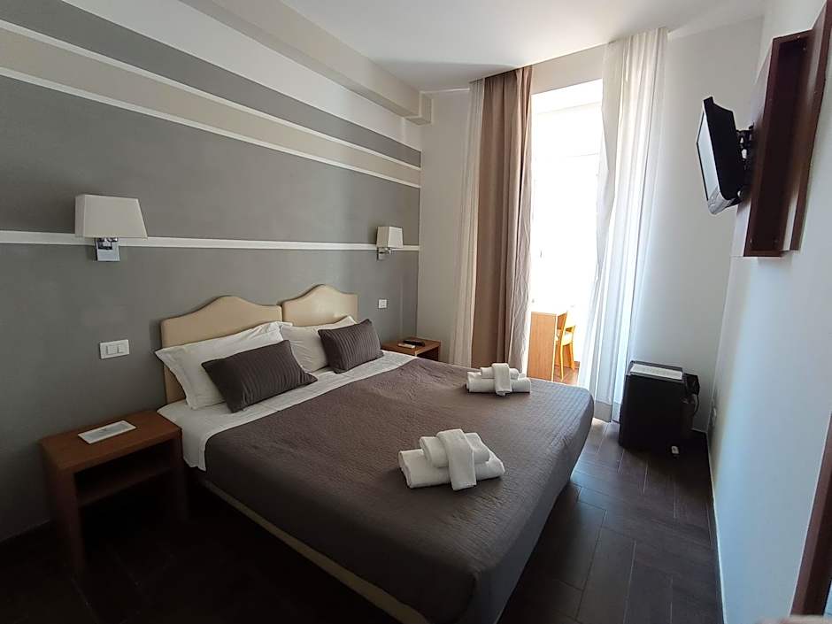 Rome Travellers Hotel