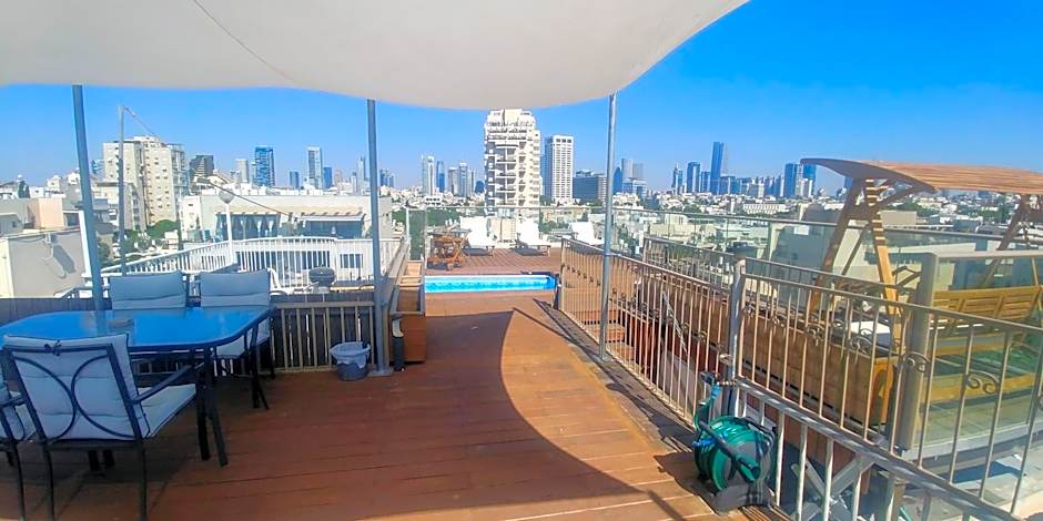 Dizengoff Penthouse Boutique Hostel