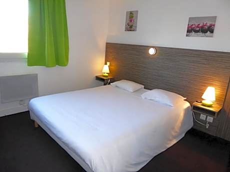 Standard Double Room - 39 ft²