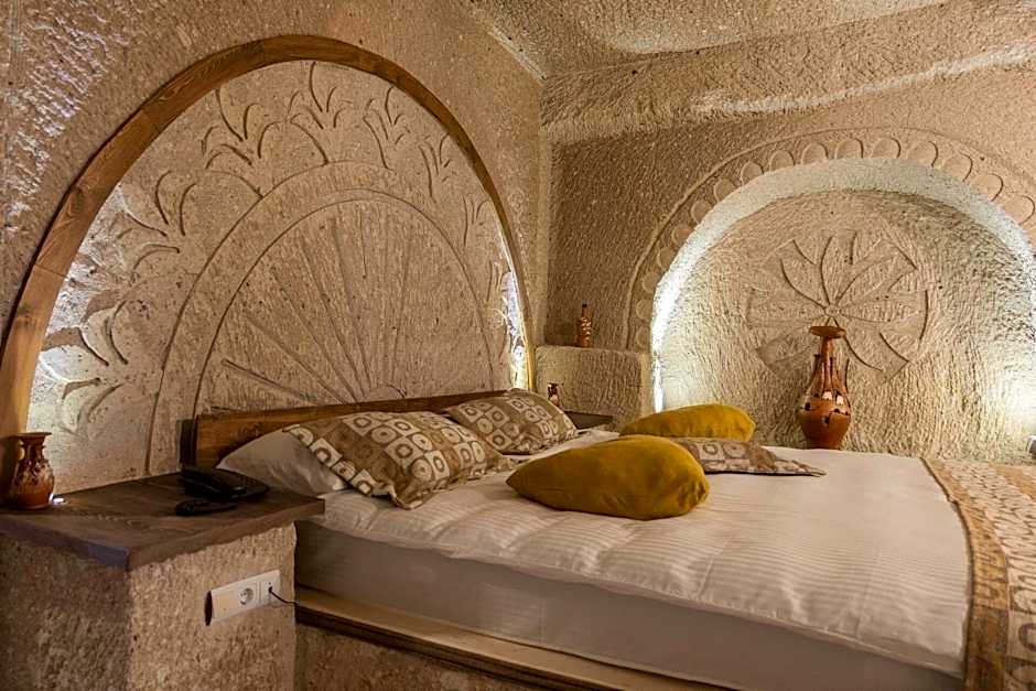 Grand Elite Cave Suites