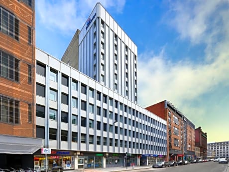 Travelodge Glasgow Queen Street