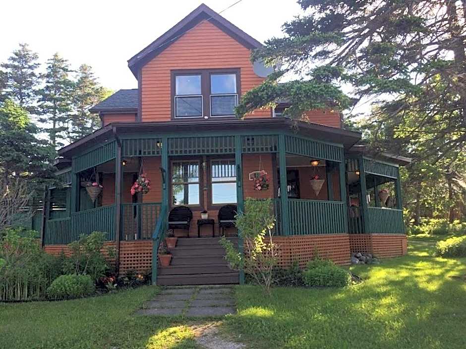 Photo 1 of 6 of Wildflowers Country Inn
