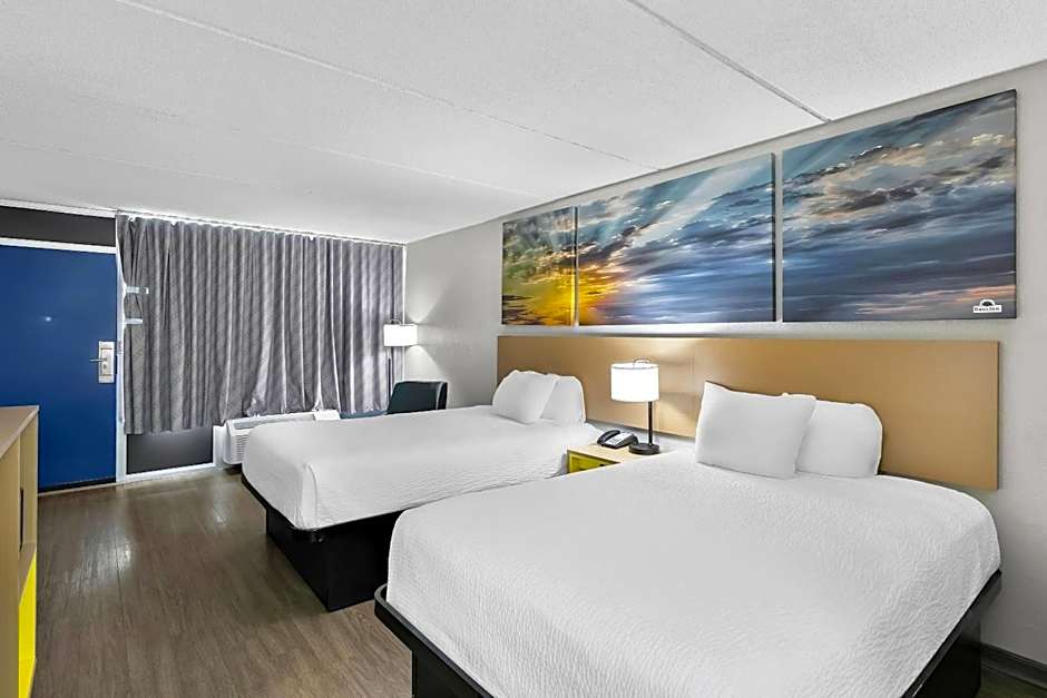 Days Inn by Wyndham Seneca