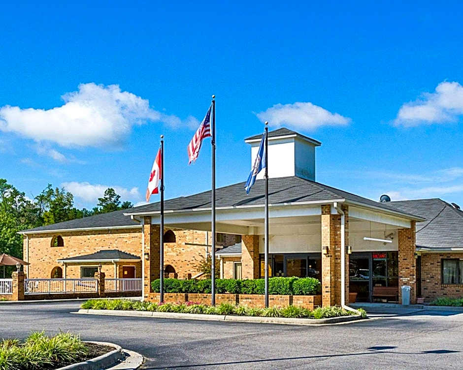 Quality Inn Petersburg Fort Lee Area