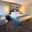 Super 8 by Wyndham Guelph