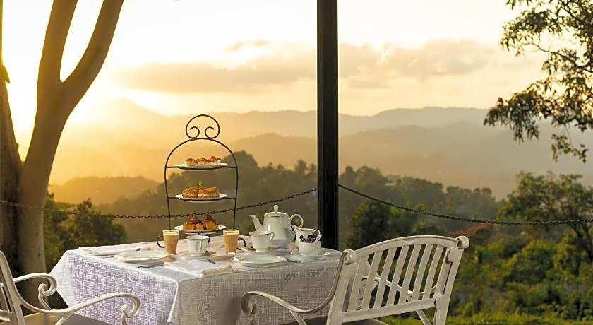 Mountbatten Bungalow - Thema Collection