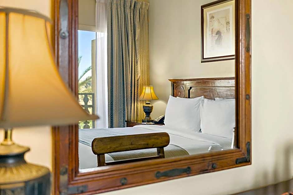 Al Hamra Village Hotel