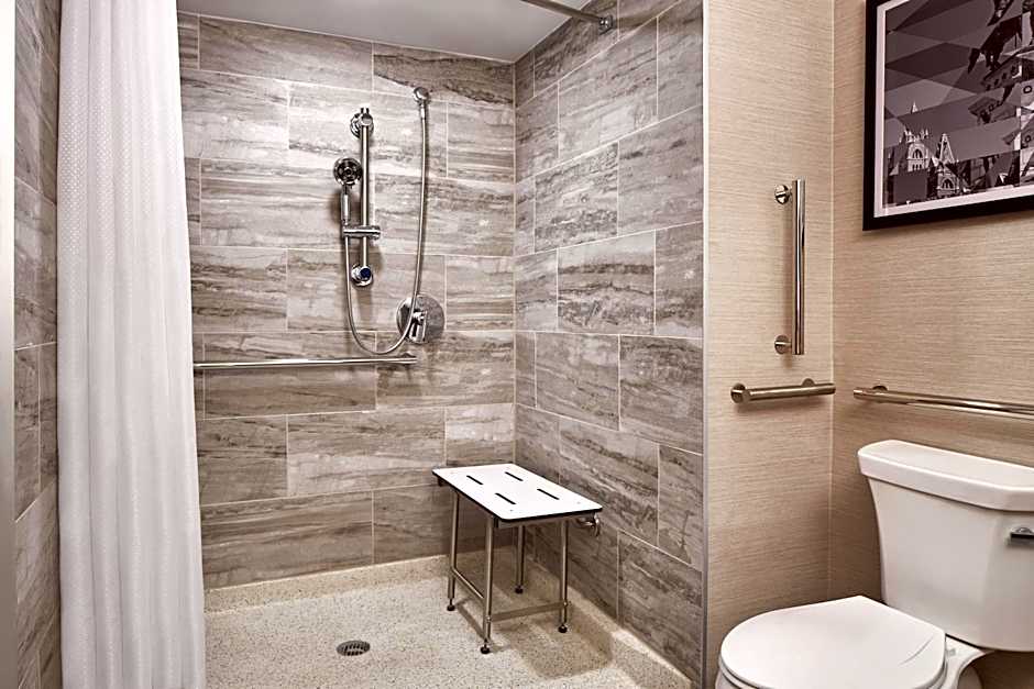 Sheraton Richmond Airport Hotel