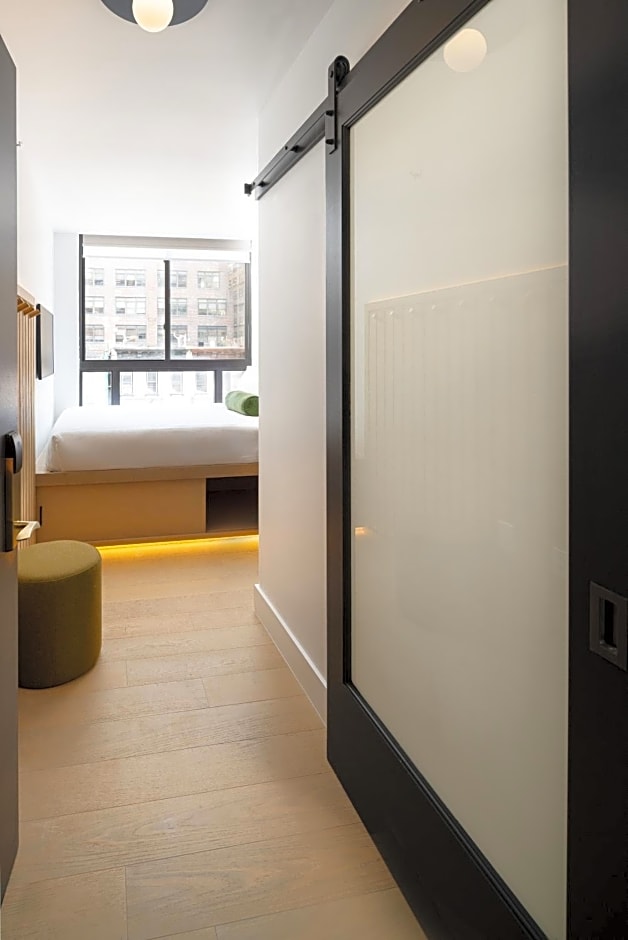 Little Charlie Hotel