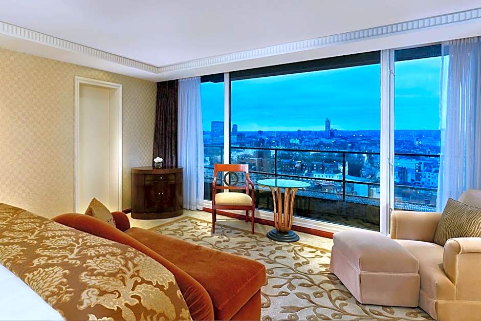 The Park Tower Knightsbridge, a Luxury Collection Hotel, London