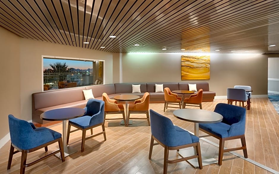 Hilton Tucson East
