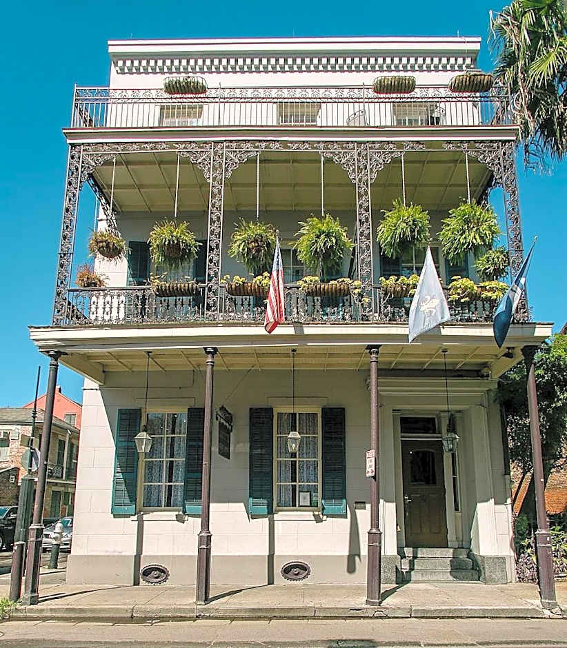 Lafitte Hotel & Bar