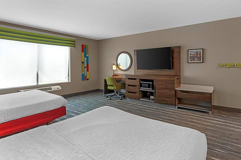 Hampton Inn & Suites Atlanta Airport West/Camp Creek Parkway