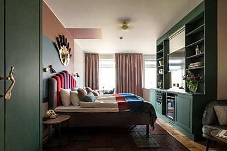 Junior Suite (Room located 492 ft from the castle)