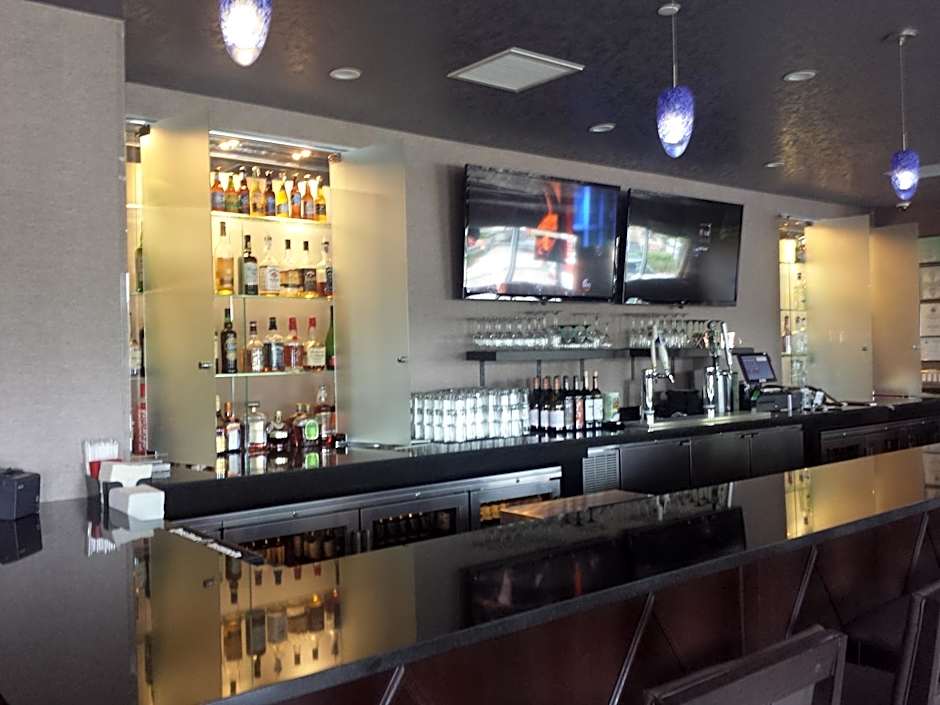 Wyndham Garden Elk Grove Village / O'Hare